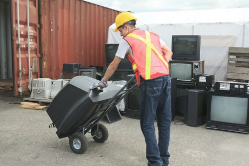 Selecting a reliable business waste removal service in Eltham